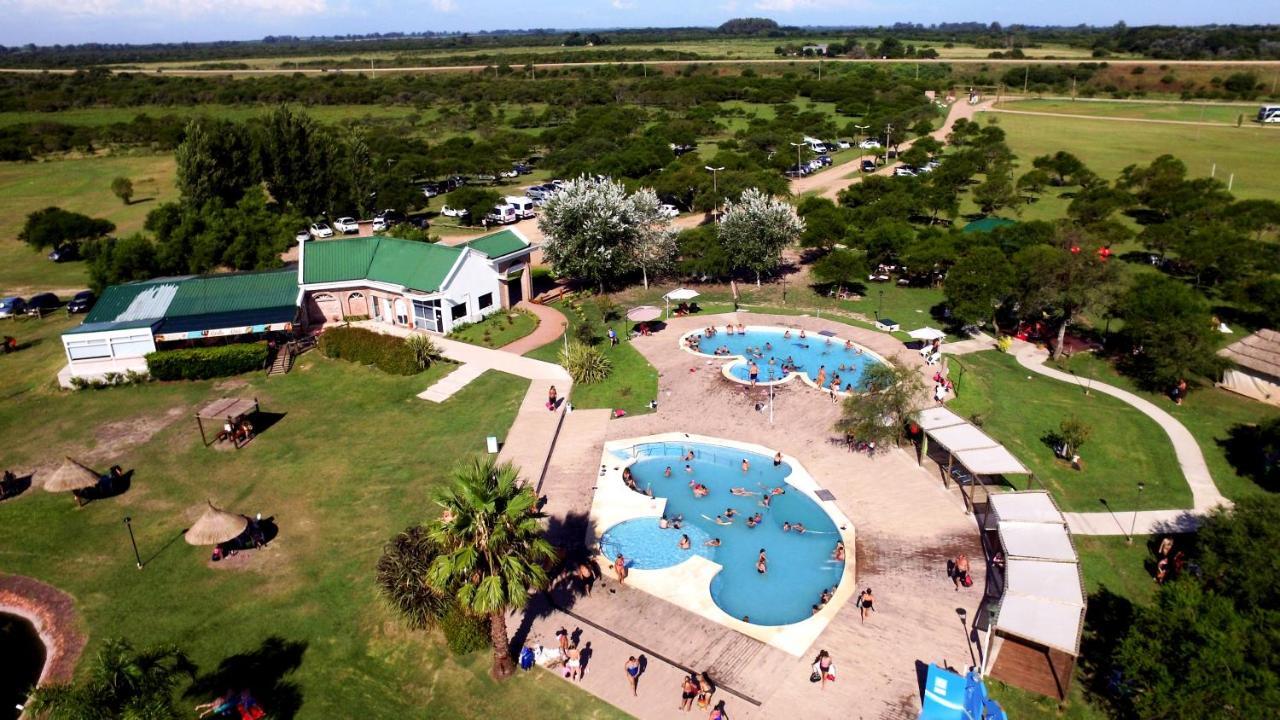 Cabanas Termas Del Guaychu Villa Gualeguaychu Bagian luar foto